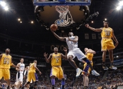 PG世界杯2026-惊天逆转！兹维列夫年终总决赛夺冠，刷新澳网后新纪录